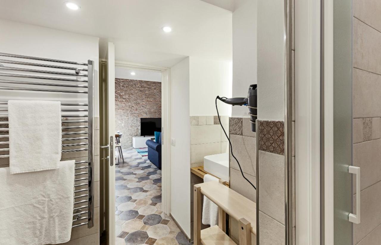 Sleek Flat 4 Guests 450mt From The Colosseum * Rome