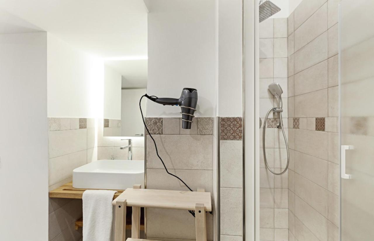 Sleek Flat 4 Guests 450mt From The Colosseum Rome